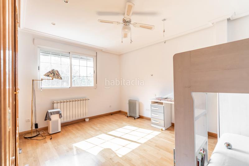 Foto cc2a93e4-84bb-4efd-87c2-31ad1ecede30. Chalet con riscaldamento parcheggio piscina in Ciudalcampo