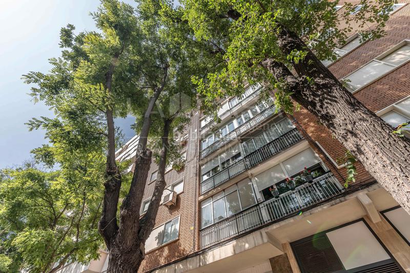 Foto 1ec49ba5-b22b-42e5-929f-7d2ef82f4a00. Piso en Imperial Madrid