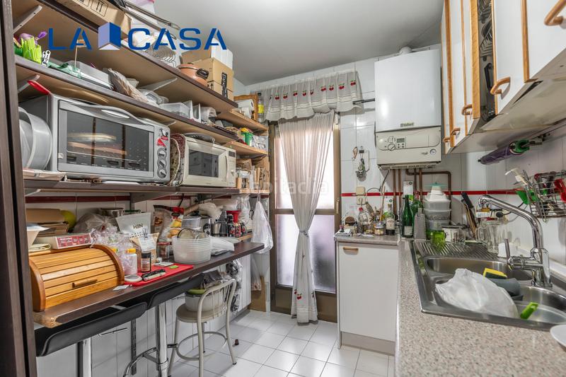 Foto 7d303250-ea15-4ef8-bf11-a64a352d5b96. Flat with heating parking in Numancia Madrid