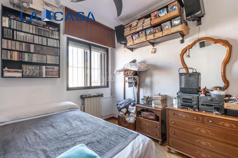 Foto 8cbfec38-ec3b-41fb-84ba-deedb1ccafa2. Flat with heating parking in Numancia Madrid