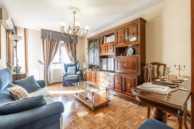 Foto f63e025b-57b0-4ed9-8208-3be05085d0d5. Flat with heating parking in Casco Histórico de Vallecas Madrid