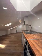 Flat in Calle EMBAJADORES