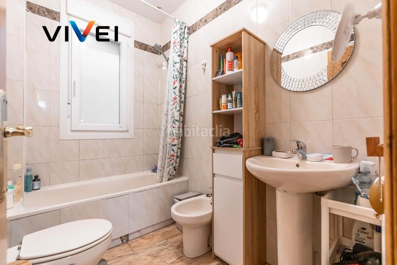 Foto fbcbd5a6-7f6e-4d84-ba7a-b7e4b61e73f8. Flat with heating in Embajadores-Lavapiés Madrid