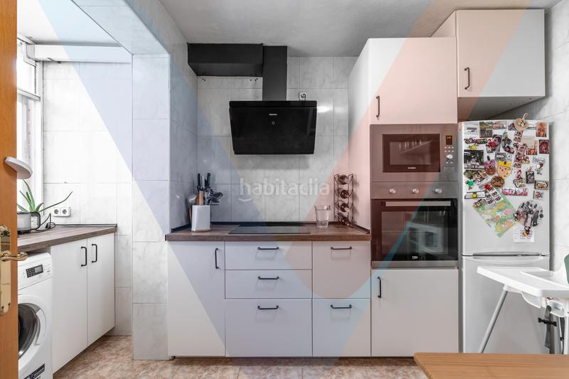 Foto 006d2138-8ff7-459e-90bb-30e7da498513. Etagenwohnung in Opañel Madrid