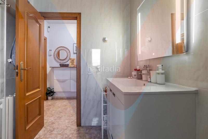 Foto bfc6cc53-f5e1-4bab-abd4-1b42a32afae0. Piso en Opañel Madrid