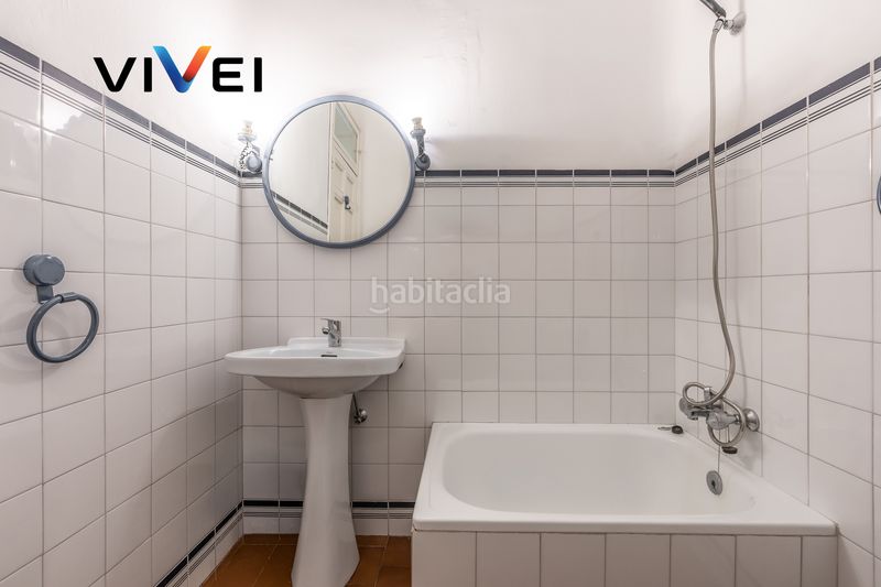 Foto a0c1d155-f8e0-453a-85f7-58d83a8e21e9. Pis amb calefacció a Cortes-Huertas Madrid