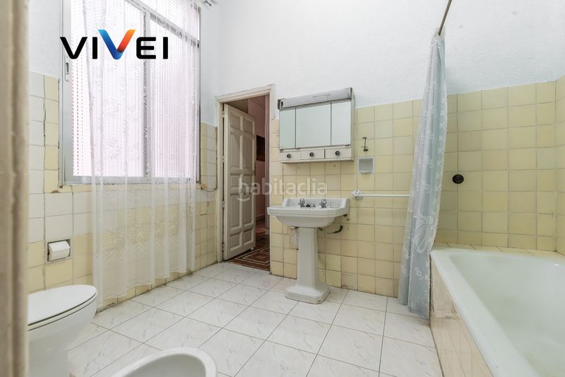 Foto 42db0a9d-84f7-4419-86f7-81028e8ac25d. Pis a Cortes-Huertas Madrid