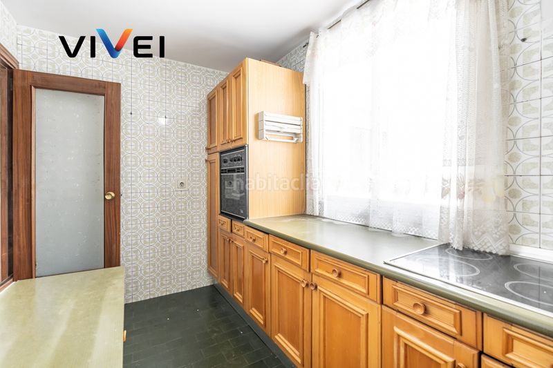 Foto 2df4a8a9-a7e6-4574-a0a0-c439a6be65a2. Pis amb calefacció aparcament a Embajadores-Lavapiés Madrid