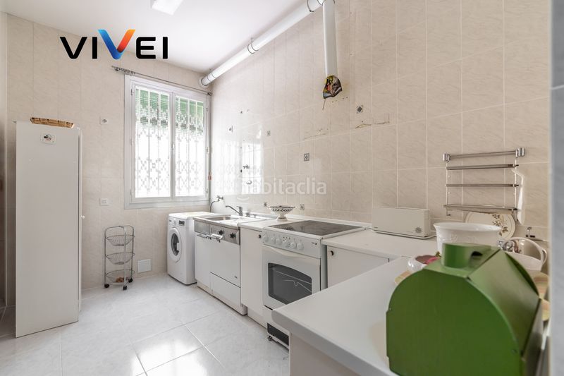 Foto d0495a80-9e80-4e60-bd38-c625a8300d47. Pis a Embajadores-Lavapiés Madrid