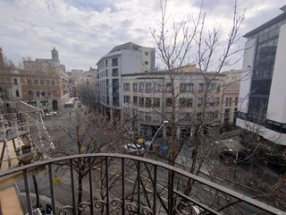 Miete Etagenwohnung  Jaume i