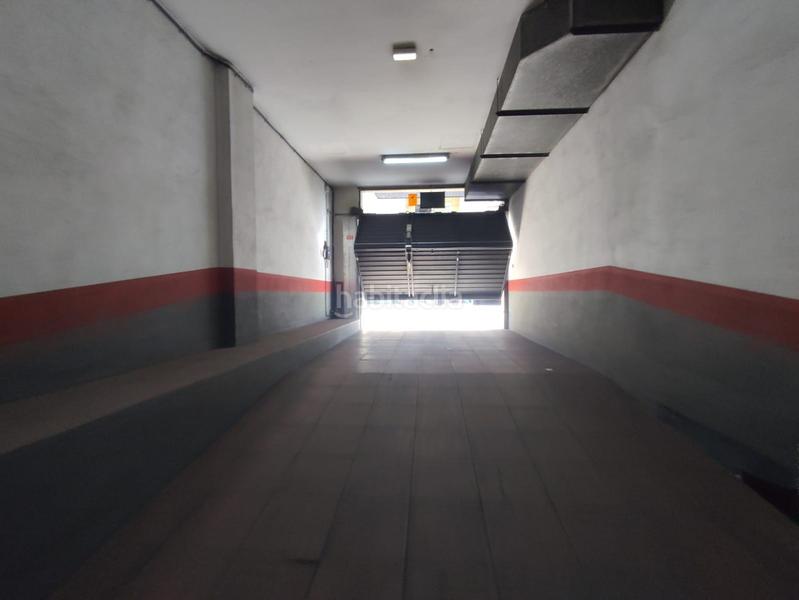 Foto e5c693f7-2cc9-4db7-af7e-1da3f7e5c9c6. Alquiler parking coche en Eixample Nord Girona