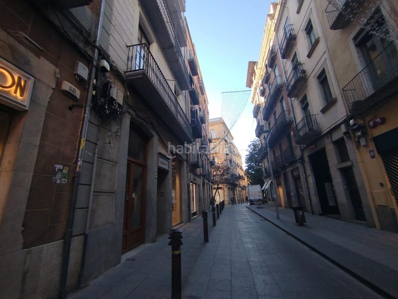 Foto d760bf90-ce7b-42ae-8541-1327b083cc43. Alquiler piso en Centre-Barri Vell Girona