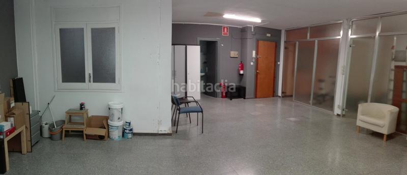 Foto 6d5fda2c-412b-426e-9450-3ece40f6f5ec. Alquiler oficina en Eixample Nord Girona