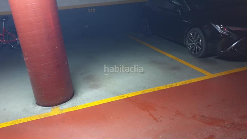 Foto 4b3d8024-1124-4f84-bc46-fdb633a3a191. Lloguer aparcament cotxe a Eixample Nord Girona