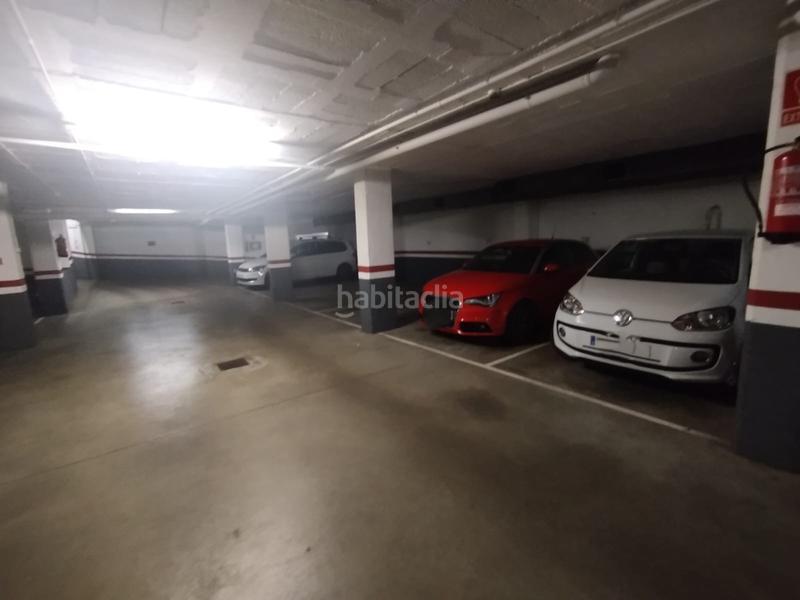 Foto 08e123a9-c73a-4e3c-b11d-4003fbd3d992. Parking coche en Eixample Sud-Migdia Girona