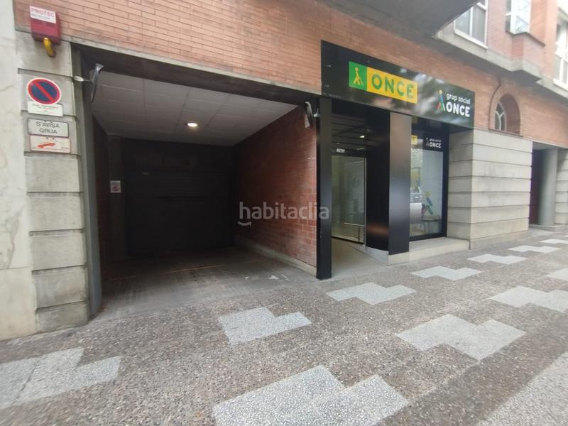 Foto f673b9c5-dfd7-41a0-8bbe-eb55815495f4. Car parking in Eixample Sud-Migdia Girona