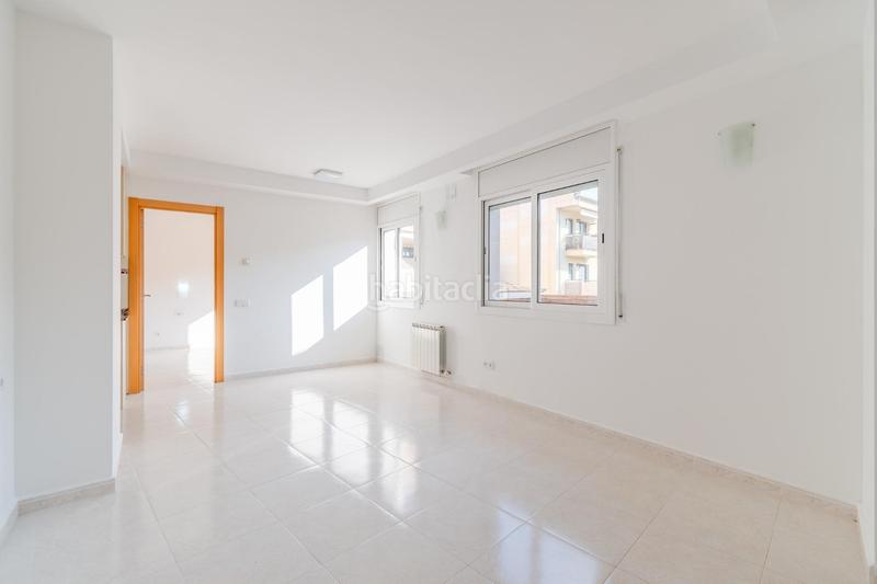 Foto 71816591-8de7-40f2-b02f-6b7b7910deb3. Zweistöckige wohnung mit heizung in Carme - Vistalegre Girona