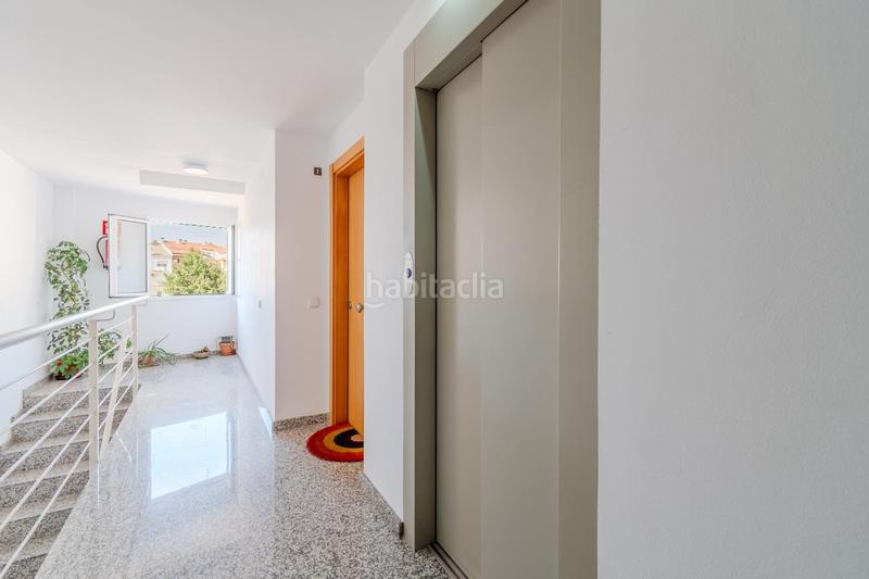 Foto f0618dbc-73d7-4ab4-928c-c24d60f87d8e. Zweistöckige wohnung mit heizung in Carme - Vistalegre Girona