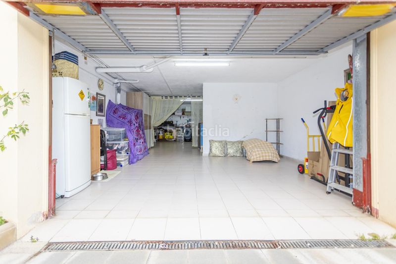 Foto a965b1b0-27ff-4831-91e2-10e04838a2c8. Casa aparellada amb calefacció aparcament a Caldes de Malavella