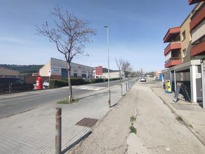Foto aee9683f-b835-40df-976a-9231e9b37285. Affitto locale commerciale in Sant Julià de Ramis