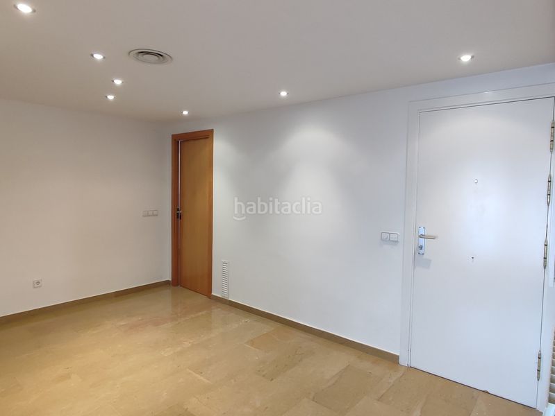 Foto 0de57136-2f4b-4332-ad44-38ac6346a293. Rent duplex with heating parking in Eixample Sud-Migdia Girona