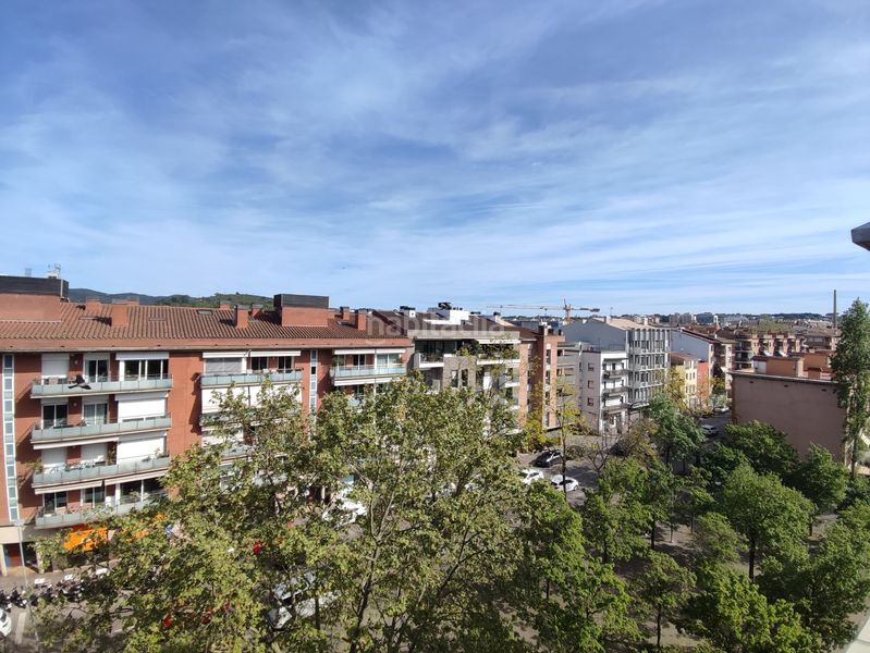 Foto 3d4fd311-d473-4d4b-bc5a-c645e2c1e6d3. Rent duplex with heating parking in Eixample Sud-Migdia Girona