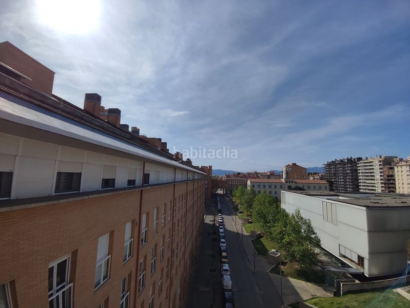 Foto 872672fa-aab1-4b03-9cac-8ceedd820815. Rent duplex with heating parking in Eixample Sud-Migdia Girona