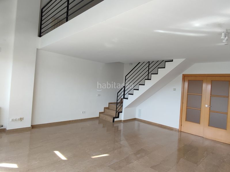 Foto eae9be86-b593-4188-941e-b2e61b14cf4f. Rent duplex with heating parking in Eixample Sud-Migdia Girona