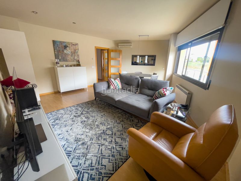 Foto 7d389213-03a2-4cd4-9ae4-46a470ea77bd. Affitto duplex con riscaldamento parcheggio in Eixample Sud-Migdia Girona