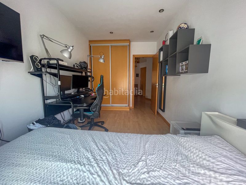 Foto 9d184334-a658-451c-9dba-6dbae9a79ec9. Affitto duplex con riscaldamento parcheggio in Eixample Sud-Migdia Girona