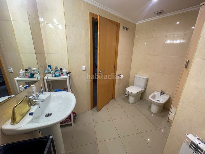 Foto a9f35fb7-3a79-4dd1-b04f-44a6b4c32e52. Alquiler dúplex en Eixample Sud-Migdia Girona
