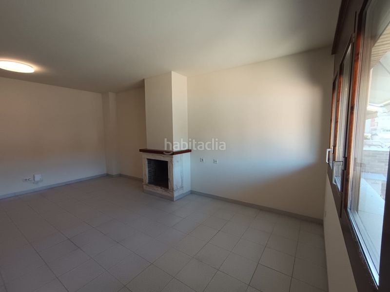 Foto cde63069-90a1-463d-84dd-3a711384ee3c. Casa adossada amb calefacció aparcament a Taialà - Germans Sabat Girona
