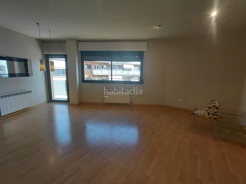 Foto 1cc10a43-d38c-4bb8-b143-7d8008abfe74. Rent flat with heating parking in Eixample Sud-Migdia Girona
