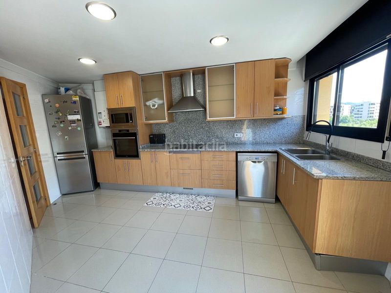 Foto be5919f5-d2a3-4531-aa28-b87ab7a42bb0. Rent flat with heating parking in Eixample Sud-Migdia Girona