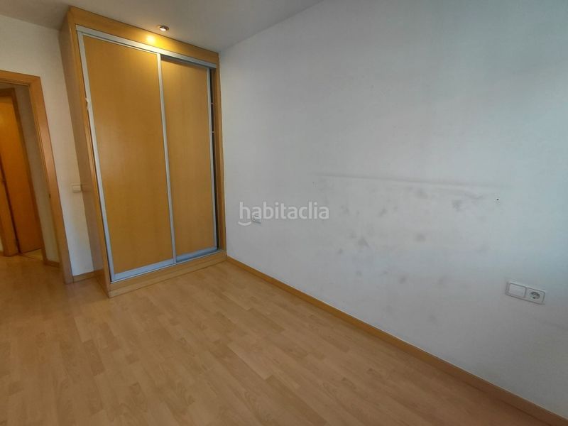 Foto fd183c4e-4435-435c-8c4c-1e7c188c3707. Rent flat with heating parking in Eixample Sud-Migdia Girona
