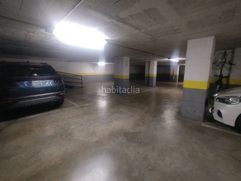 Foto 463b538c-412d-49ae-8149-6f4838b63d46. Aparcament cotxe a Eixample Sud-Migdia Girona