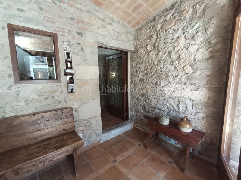 Foto 16b1716b-42f3-4938-80c9-c842d4a3b3dc. Casa adossada amb calefacció a Vilablareix