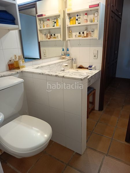 Foto 7978b1d8-abb3-4e9c-b15e-a931800bb481. Casa adossada amb calefacció a Vilablareix