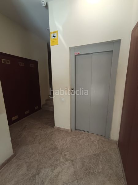 Foto b275df1b-c578-4b1a-85b4-56ecfa82aeb5. Pis amb calefacció aparcament a Eixample Sud-Migdia Girona