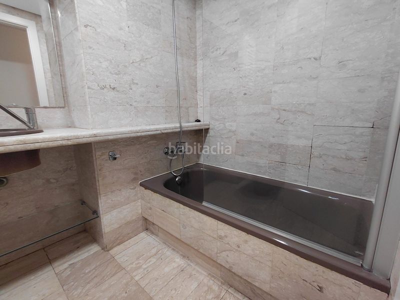 Foto c080ec08-1f61-4756-b506-8425ed2b1f82. Piso en Eixample Nord Girona