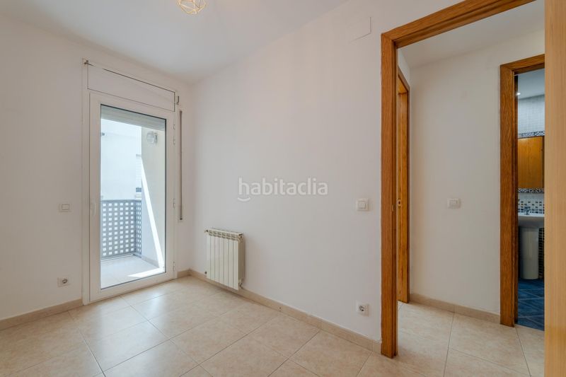 Foto df3c2e2f-dd21-4374-a4ae-d235805351d4. Piso en Sant Narcis Girona