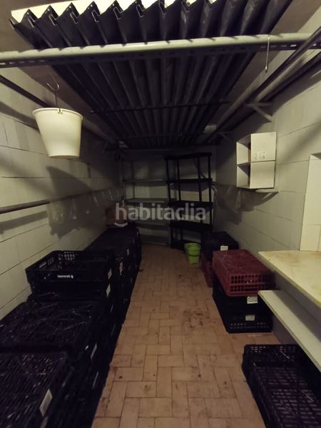Foto 4fd8d283-49b2-4954-8de5-41f367f5a83e. Büro in Eixample Sud-Migdia Girona