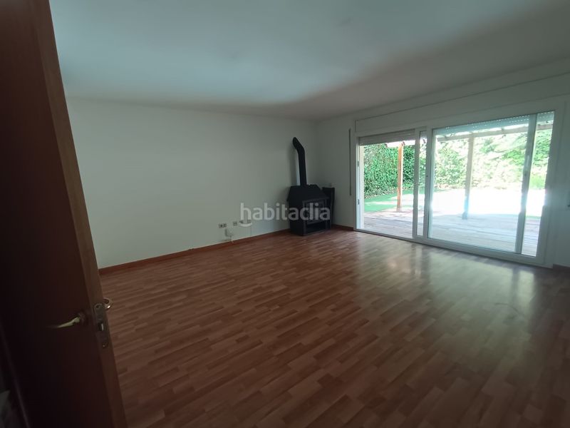 Foto dbb9b3bb-8b0e-453b-a97d-15091a945eb5. Reihenhaus mit heizung parking pool in Palau Girona