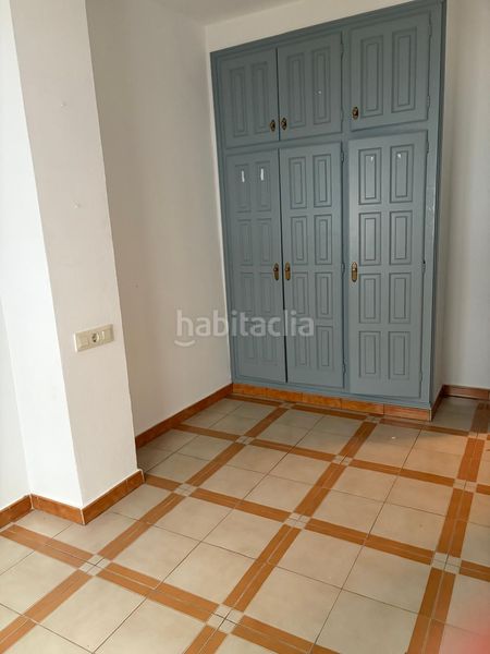 Foto 932fc57b-59c5-4977-9b89-c0f896dd0ad8. Alquiler piso en Nucli Antic Escala (L´)