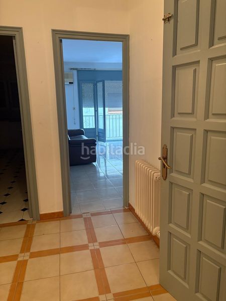 Foto c53d7985-a4bd-412b-9fb6-2cba595e8ca2. Alquiler piso en Nucli Antic Escala (L´)