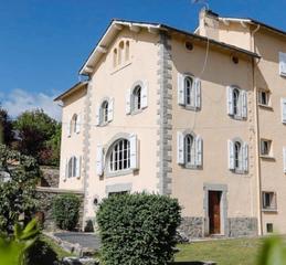 Haus in Rue de l'église romane 1