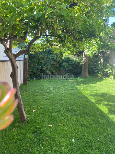 Foto a8475d4b-4c0b-43db-a130-ccb2b7412d97. Casa adossada amb calefacció a Centre Sabadell