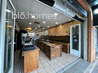 Rent Business premise in Plaza emperador carles i 1. Localizacion estratégica en el corazón de benicarló oportunidad