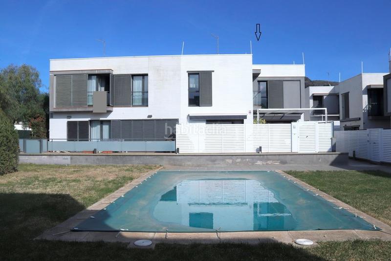 Foto 77dc8ae8-396c-48bc-af36-aa1e50af2243. Reihenhaus mit heizung parking pool in Centre Roses