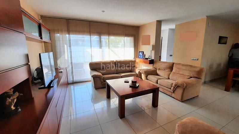 Foto a0a20cdd-0145-4717-a218-ab08feadd773. Reihenhaus mit heizung parking pool in Centre Roses